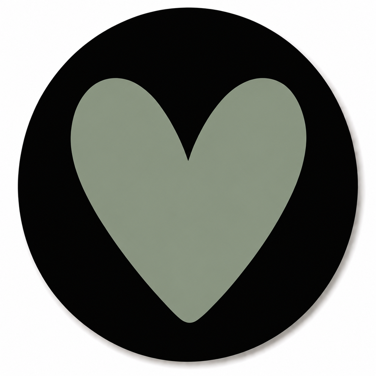 Assise en contreplaqué bouleau et linoléum motif coeur vert sauge sur fond noir. Produit fabriqué par Hey Ben !, atelier d'ébénisterie à Loix sur l'île de ré