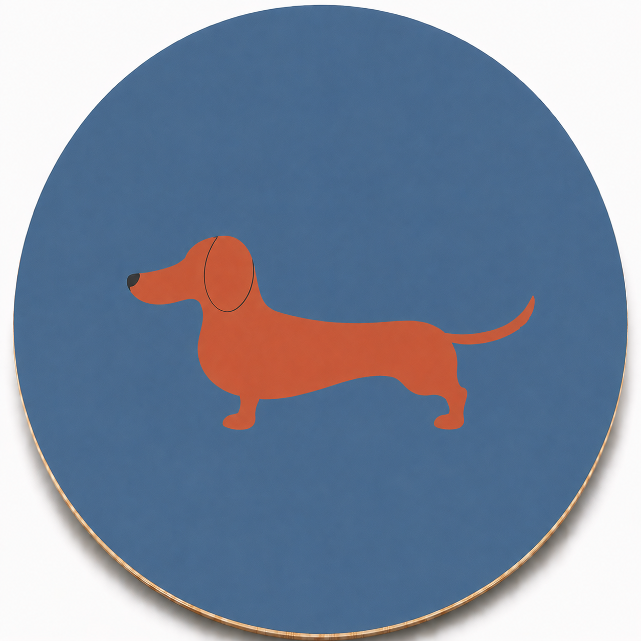 Assise en contreplaqué bouleau et linoléum motif teckel rouge  sur fond bleu. Produit fabriqué par Hey Ben !, atelier d'ébénisterie à Loix sur l'île de ré fondé par Benoît Maltier