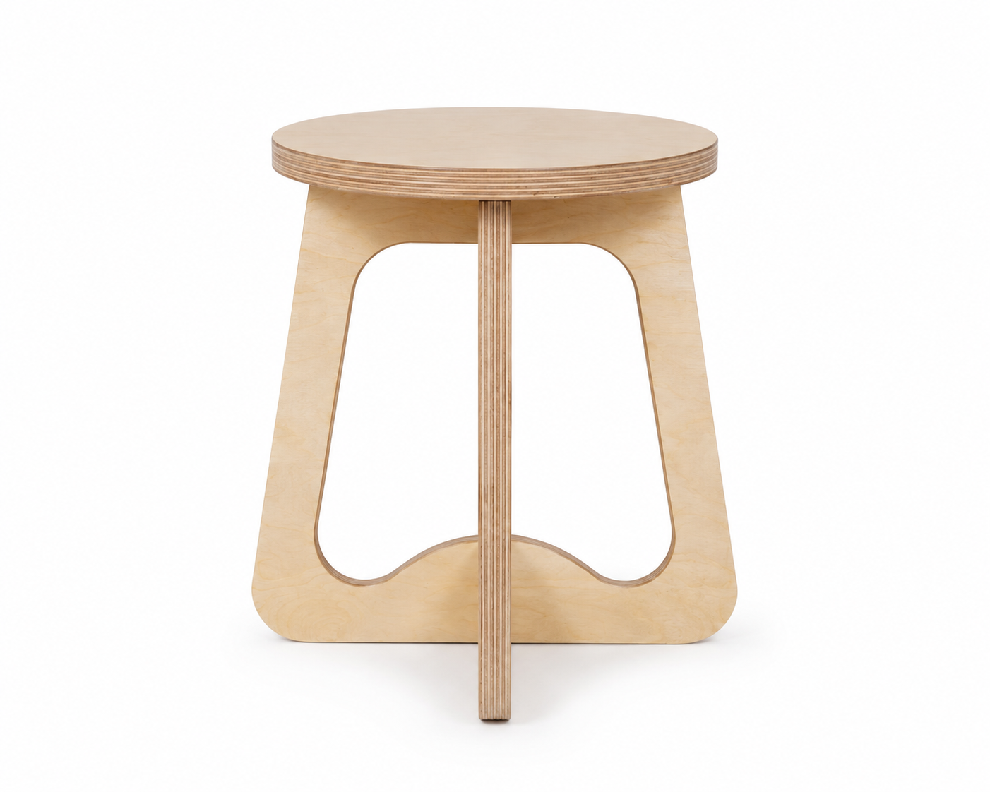 Tabouret, chevet ou guéridon en contreplaqué bouleau brut et poncé. A vous de le personnaliser selon vos souhaits. Produit fabriqué par Hey Ben !, atelier d'ébénisterie à Loix sur l'île de ré