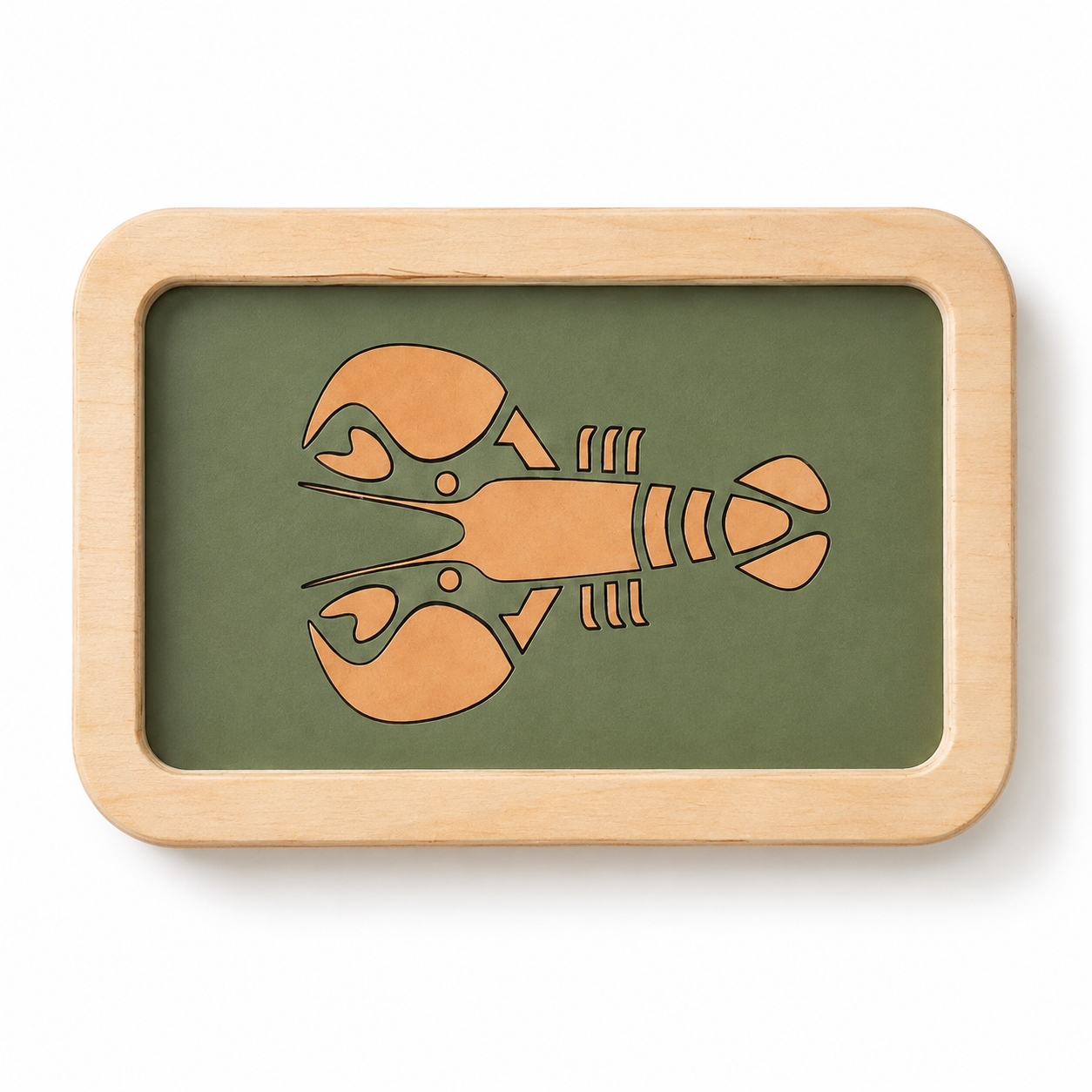Vide-poche ou petit plateau en bois et linoléum motif homard beige sur fond vert sauge. Produit fabriqué par Hey Ben !, atelier d'ébénisterie à Loix sur l'île de ré